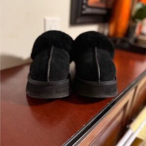 UGG Women's Black Slippers